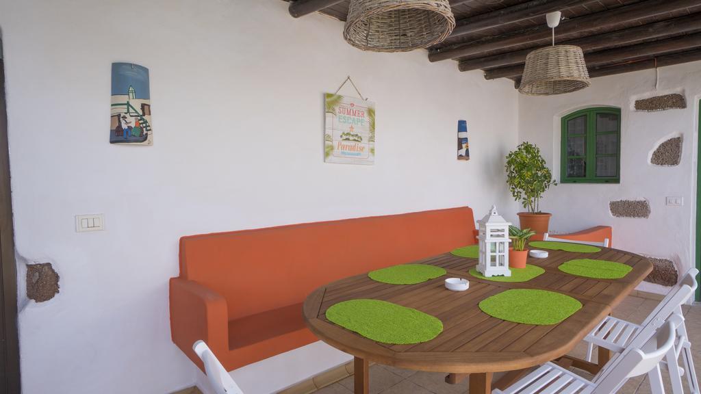 Villa With Amazing Views, Jacuzzi And Private Pool San Bartolomé Exterior foto